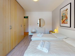 23324375-Ferienwohnung-4-St. Moritz-300x225-5