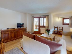 19388462-Ferienwohnung-4-St. Moritz-300x225-2