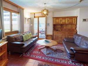 19388459-Ferienwohnung-4-St. Moritz-300x225-2