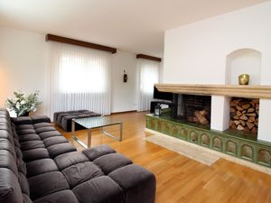 21597505-Ferienwohnung-8-St. Moritz-300x225-1