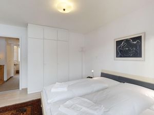 19246618-Ferienwohnung-5-St. Moritz-300x225-5