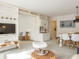 23997846-Ferienwohnung-6-St. Moritz-300x225-1