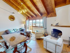 23996377-Ferienwohnung-4-St. Moritz-300x225-2