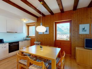 22677679-Ferienwohnung-4-St. Moritz-300x225-5