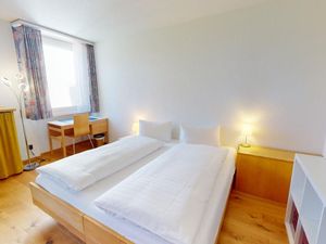 24057082-Ferienwohnung-4-St. Moritz-300x225-3