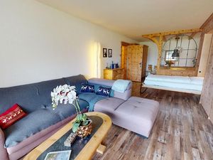 24057081-Ferienwohnung-4-St. Moritz-300x225-1