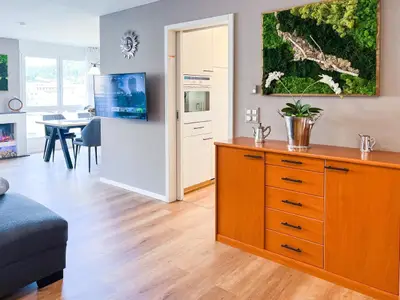 Blick zum Kücheneingang.