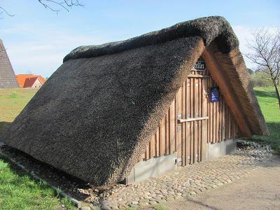 Eiskeller im Dorf