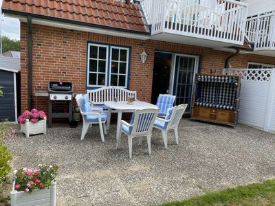 Terrasse und Grill