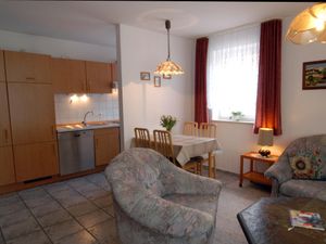 19327010-Ferienwohnung-4-St. Peter-Ording-300x225-3