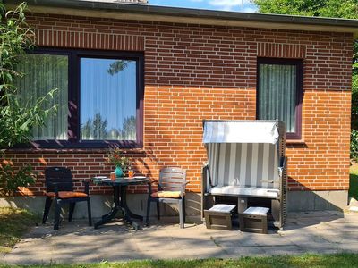 Terrasse mit Strandkorb