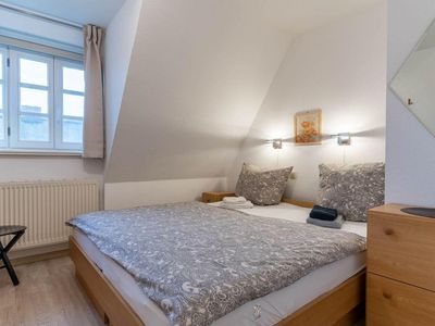 1. Schlafzimmer mit einem Doppelbett