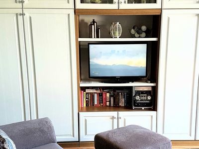 Schrankwand mit Fernseher - neues Bild (002) Kopie