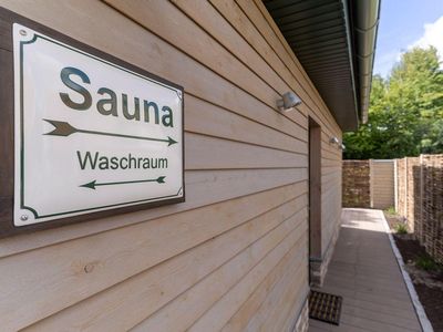 Wegweiser Sauna