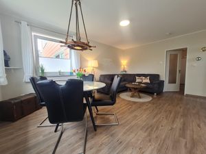 18588379-Ferienwohnung-4-St. Peter-Ording-300x225-2