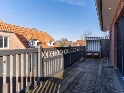 Balkon mit Strandkorb