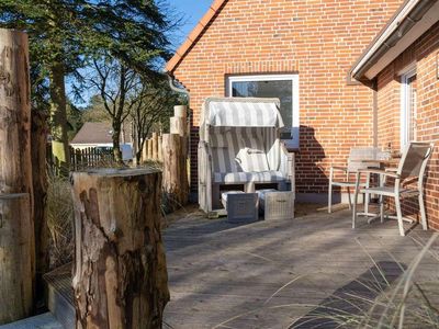 Terrasse mit Strandkorb