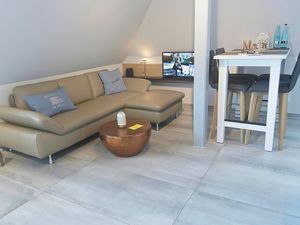 22378807-Ferienwohnung-4-St. Peter-Ording-300x225-1