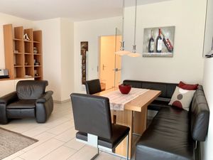 23872870-Ferienwohnung-4-St. Peter-Ording-300x225-3