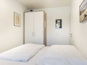 19385031-Ferienwohnung-3-St. Peter-Ording-300x225-5