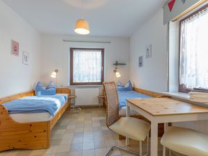 24015604-Ferienwohnung-4-St. Peter-Ording-300x225-4