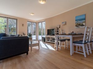 23967554-Ferienwohnung-4-St. Peter-Ording-300x225-1