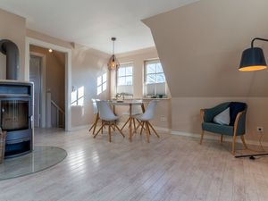 23967613-Ferienwohnung-3-St. Peter-Ording-300x225-1