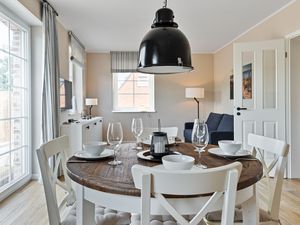 24017470-Ferienwohnung-4-St. Peter-Ording-300x225-3