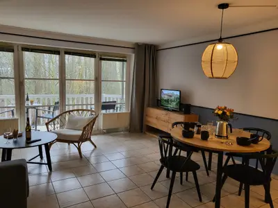 Wohnzimmer/Essbereich