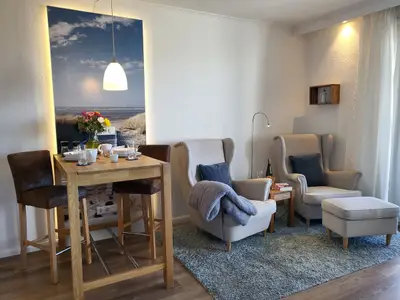 Wohnzimmer/Essbereich