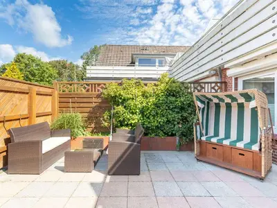Gartenmöbel und Strandkorb