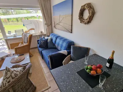 Wohnzimmer & Esstisch Whg.03