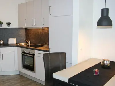 offener Wohn- und Küchenbreich