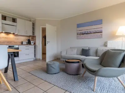 Sitzbereich und Küchenzeile