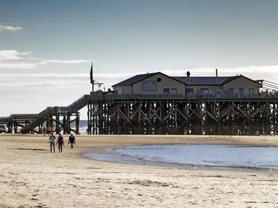 pile-construction-1663617_1920