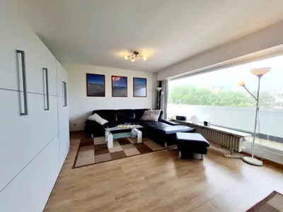 Wohnraum mit Schrankbett