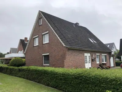 Seitenansicht Schlafzimmerfenster