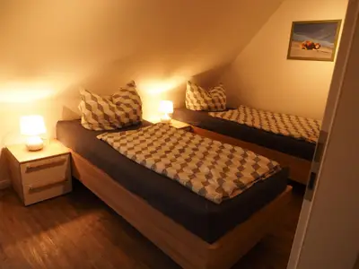 2. Schlafzimmer