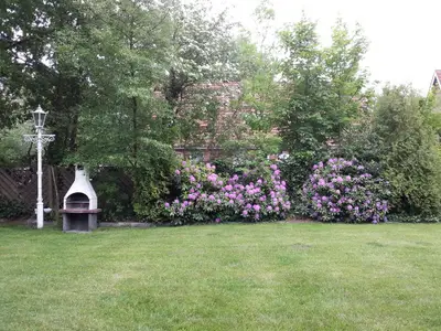 Garten mit Grill