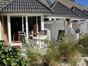 19220627-Ferienwohnung-4-St. Peter-Ording-300x225-0