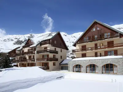 ExteriorWinter