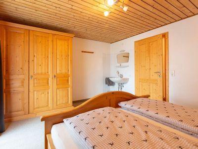 Schlafzimmer 2 -