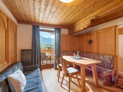 Ferienwohnung Laiminger gemütliches Wohnzimmer