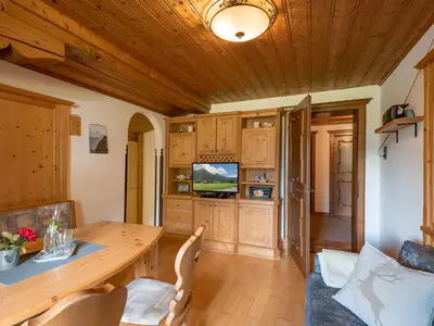 Ferienwohnung Laiminger gemütliches Wohnzimmer