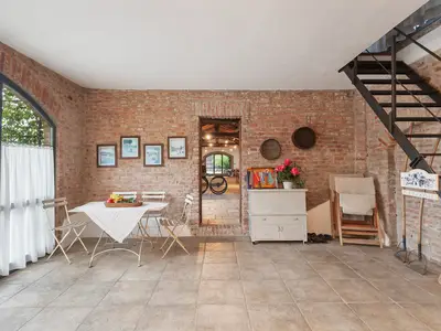 DiningRoom