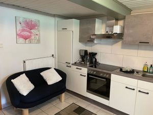 24009866-Ferienwohnung-2-Stall-300x225-3