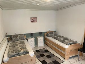 24016236-Ferienwohnung-4-Stall-300x225-3