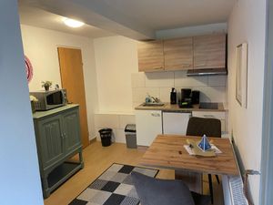 24016238-Ferienwohnung-2-Stall-300x225-4