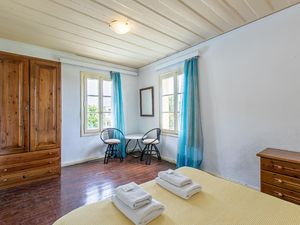 23691467-Ferienwohnung-5-Stalos-300x225-4