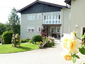 22139769-Ferienwohnung-2-Stammbach-300x225-2